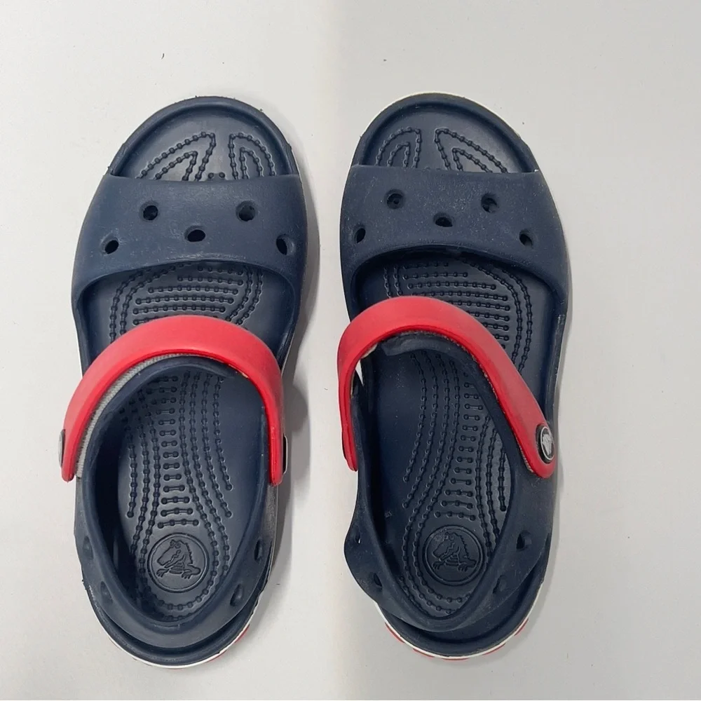 CROCS child 11 Blue Red Summer Water Shoe